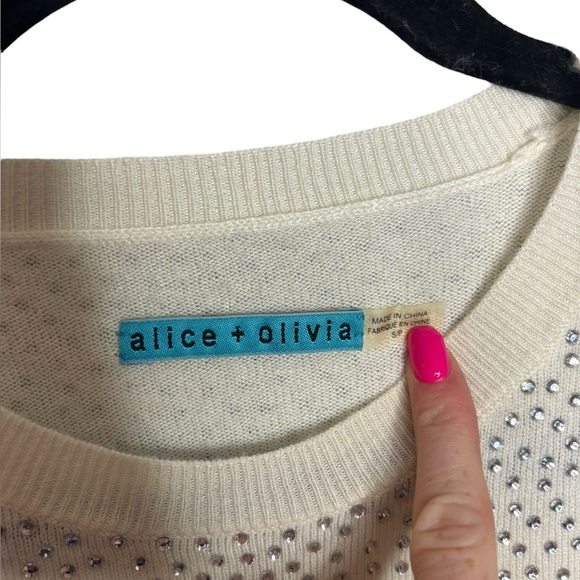 Alice + Oliva Rhinestone Cashmere Blend White/Cream Sweater Size Small - Picture 3 of 11